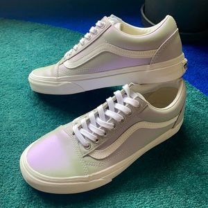 Vans Ward Iridescent Sneaker